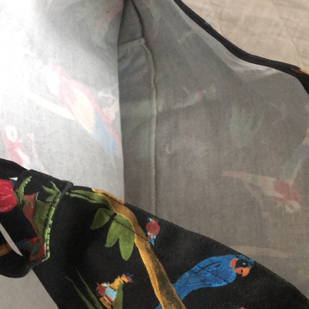 Sezane + G Kero Parrot Tropical Totebag. - Picture 5 of 9